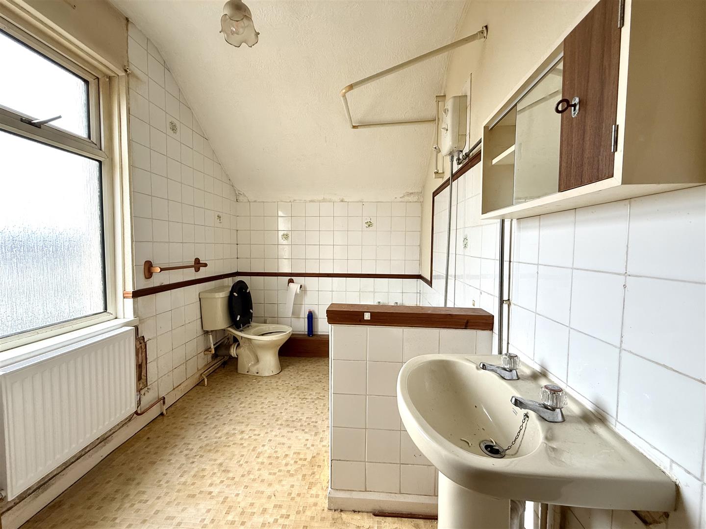 Coedsaeson Crescent, Sketty, Swansea, SA2 9DG